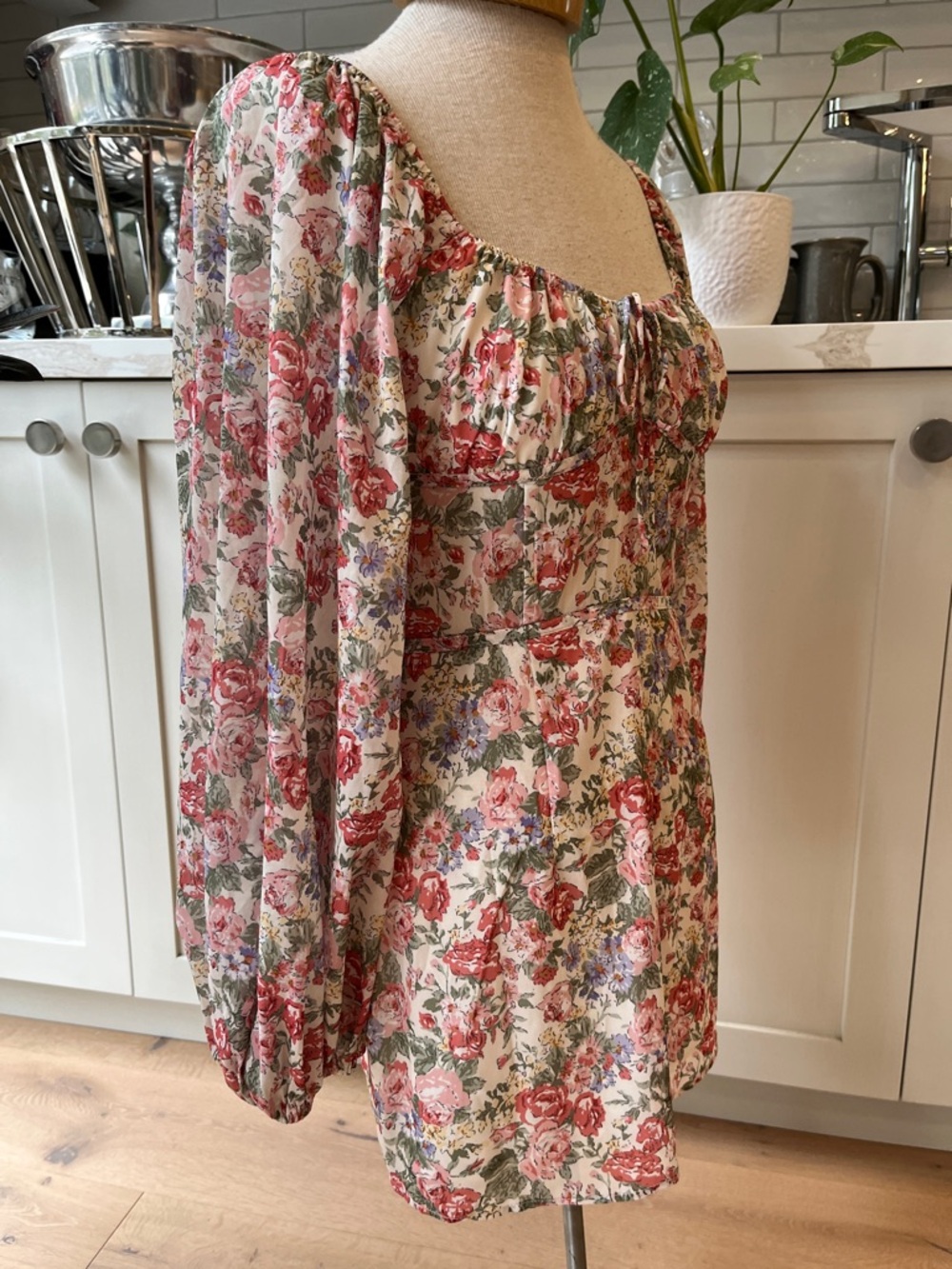 Sabo Floral Puff-Sleeve Mini Dress Cream Rose Green Purple designed in Australia - Picture 8 of 13
